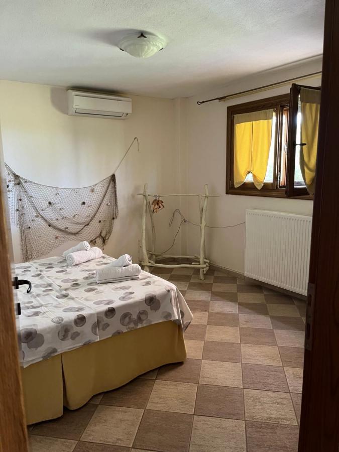 Guesthouse Kaliepia Ierissós Buitenkant foto