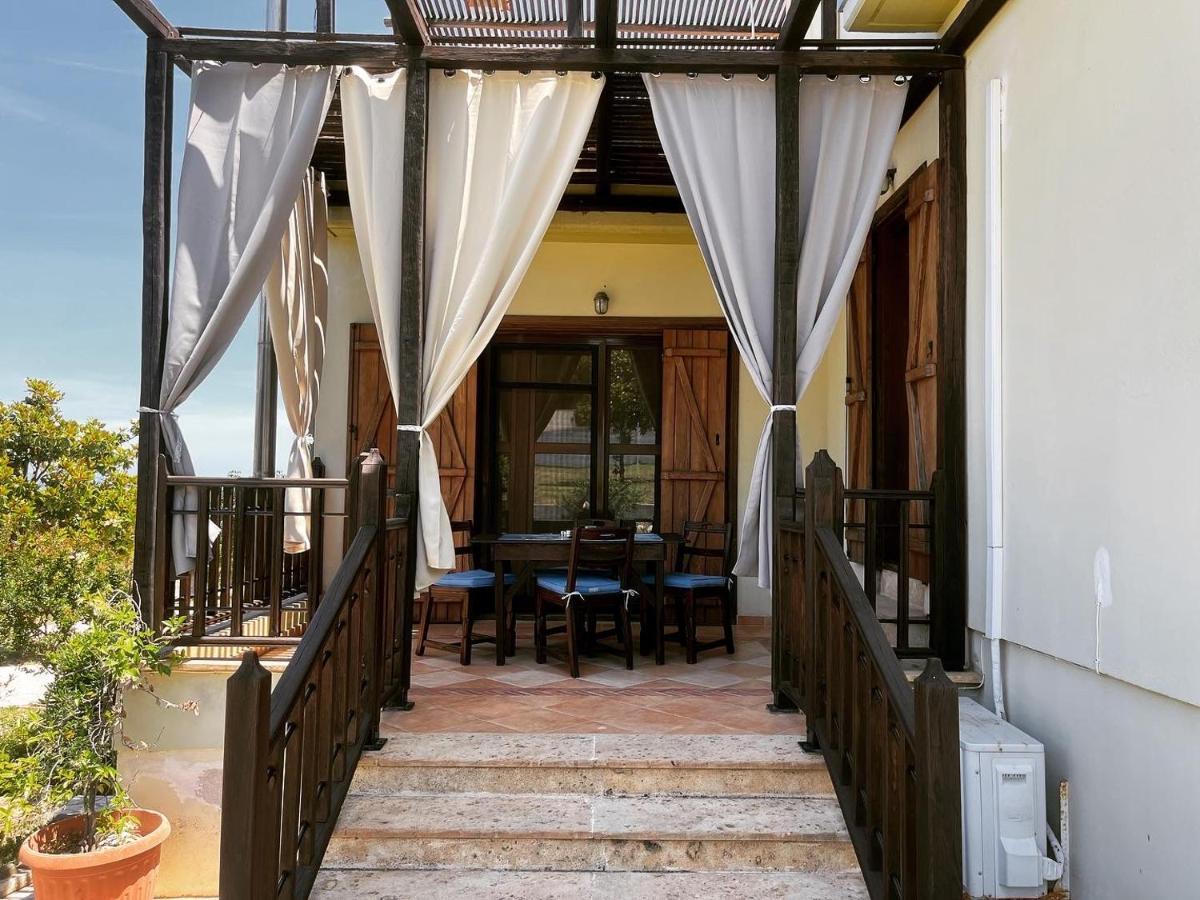 Guesthouse Kaliepia Ierissós Buitenkant foto