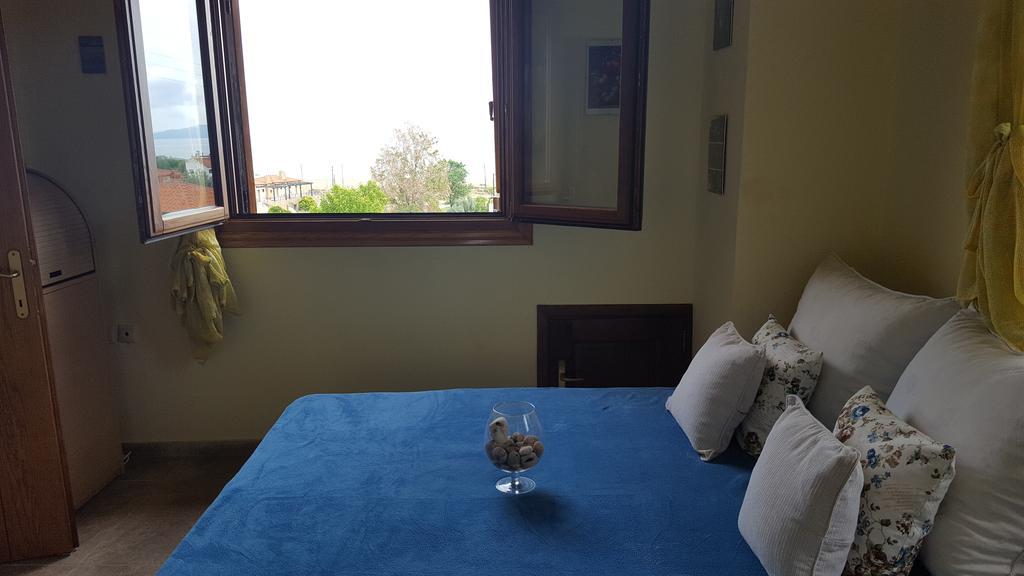 Guesthouse Kaliepia Ierissós Buitenkant foto